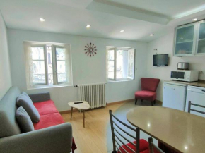 Appartement 3 pièces à Cauterets, proche thermes et télécabine, avec wifi et parking - FR-1-234-144